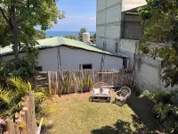 Cute 2Br Apartment with lake views & private garden! Everything you need + more.