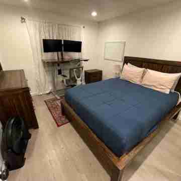 Urban Escape with Stunning Skyline Rooms