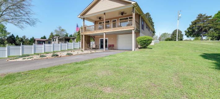 Watts Bar Lake Escape: Private Boat Dock + Ramp! Hotels in Rhea County