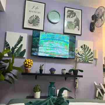 Tropical Vibe Studio Condo Unit w/ Full T&B, Kitchen & Balcony w/ Great Views! Fitness & Recreational Facilities