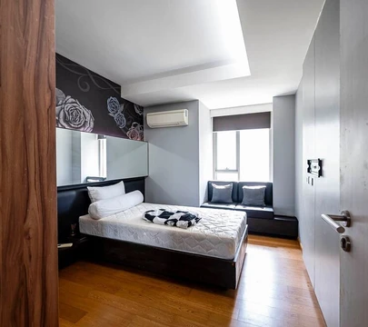 รูปภาพของ2-bedroom condo in phenomenal Krung Thep Maha Nakhon with AC, fitness room