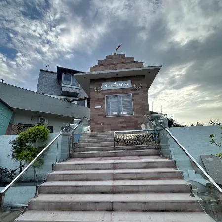 Sanjeevani Farms Bhopal - A Luxury 5 Bedroom Private Pool Villa