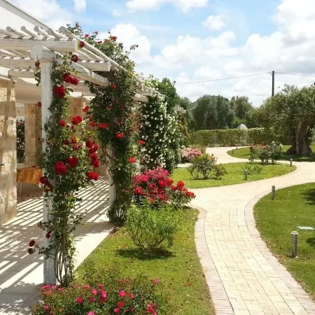 Villa Leralora - Cherry Tree. Exclusive Pool Retreat