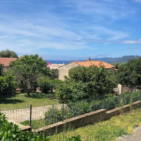 Cosy apartment, 10 minutes' walk from Propriano center and beach