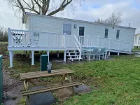 Bird of Paradise - Lovely modern dog friendly caravan at Rockley Park, Poole