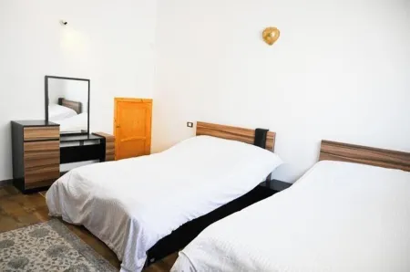 Twilight Palace Отели рядом с достопримечательностью «Колоссы Мемнона»