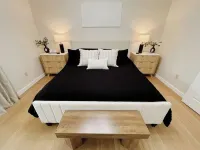 Modern Creekside Lakehouse Hotels in North Harmony