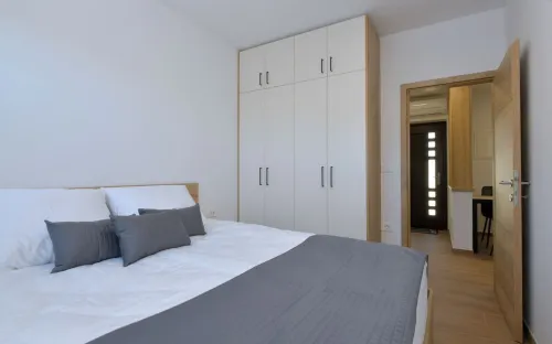 Charming 1-bedroom apartment with AC, WiFi in fantastic Solkan Hoteles en Municipality of Nova Gorica