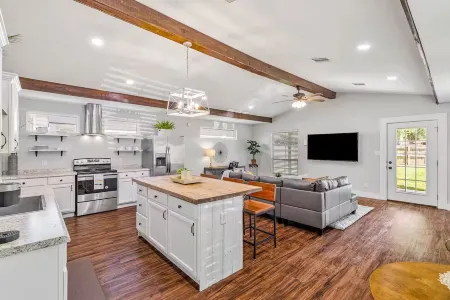 Cottage on the North