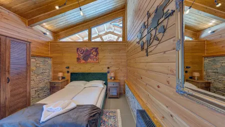 Chalet for up to 10 people with sauna nestled in the valley of 3 mountains