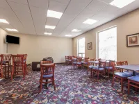 Super 8 by Wyndham Kamloops on the Hill