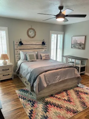 Charming 3-bedroom Desert Farmhouse in Historic Litchfield Park Hotels near Wigwam Golf Club