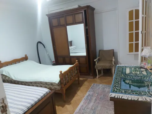 Charming 2-bedroom apartment in enchanting Alexandria with WiFi, fitness room.