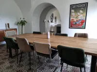 Magnificent Mas Provençal in the southern Luberon Hotels in Lauris