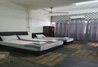 Rz Gold Hotel - 2-Star