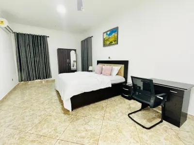 Charming 1-bedroom apartment in East legon, Accra with AC, WiFi, fitness room EAST LEGON,ACCRA 주변 호텔