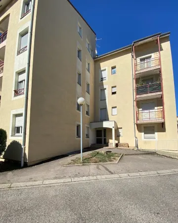 L'Émeraude - Comfortable studio + private parking