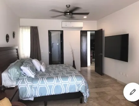 Departamento de Lujo en Planta Baja Almares Kinuh, con Acceso a Marina Kinuh Отели рядом с достопримечательностью «Club de playa privado Antálea»