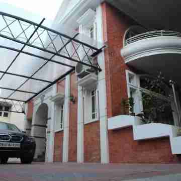 BOUTIQUE LUXURY BUNGLOW Hotel Exterior