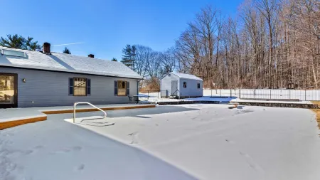 Spacious 4BR Central-Berkshires Home with POOL!
