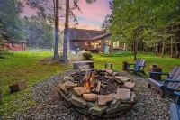 The Catskill Getaway • Near Bethel Woods & Hiking & HOT TUB