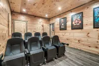 Game Room, Movie Theater, Deck w Hot Tub Views! Smoky Horizon by AvantStay