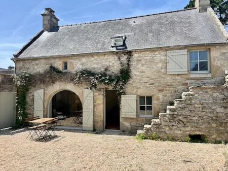 Le Cocon-pretty outbuilding- 4p-fenced garden- Wifi-near the beach