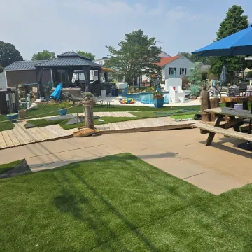 Mini Aruba Glamper in Dover with WiFi, AC and guest access to backyard oasis