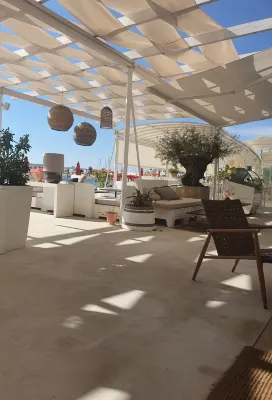 Vacation apartment luxury 3 rooms in Croatia, Sukosan, Zadar 50m from the beach Hotels in Sukosan