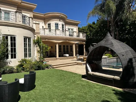 BH Flats European Mansion