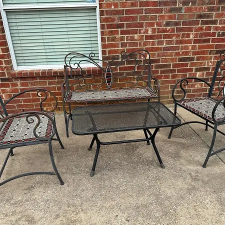 5-bedroom , 2 king beds , Media Room villa in charming Greenville