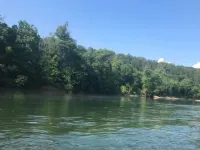 Tyler Bend and Gilbert area 2-bedroom cabin Hotels in Searcy County