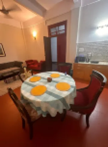 Charming 2-bedroom, 2 bath apartment in Central Kolkata with WiFi, AC, Kitchen