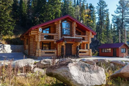 Jeti Hotel Отели в г. Шерегеш