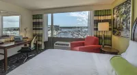HIlton Garden Inn Charleston Waterfront/Downtown