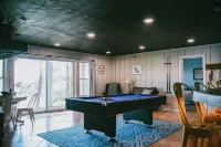 Relax and Reconnect at This Lake Catherine Retreat