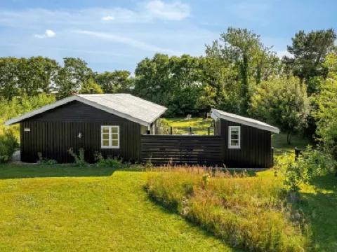 "Voitto" - 1km to the Fjord Hotels in 