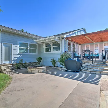 Spacious Granbury Home w/ Lakefront Outdoor Oasis!