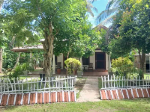 SAALIYAAZ Hotels near Weligama Beach