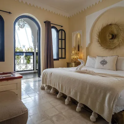 Riad Come & VA Medina โรงแรมใกล้มัสยิด Kasbah