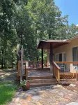 Warm & Welcoming Texas Stay / Straw Bale Charm / Private Lake / Sleeps 6 Adults Hotels in Fannin County