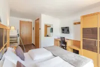 Hotel Dolomiti Chalet - pemandangan pegunungan