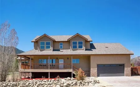 The Mayor's House, 5 bedrooms, Modern Luxury Cabin