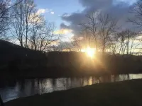 TrailSide Cottage, Damascus VA- directly on the Virginia Creeper Trail