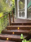Secluded Riverfront Moon River Retreat- Spa/ Hot tub, Game Room, Gym