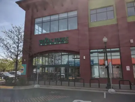 Beautiful 2 Bedroom Apt in downtown silverspring