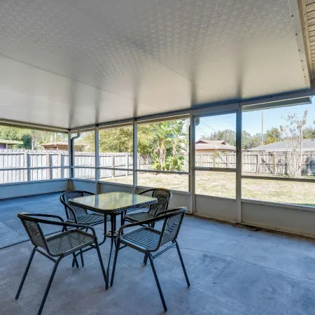 Sunny Florida Escape with Patio Near Disney World!