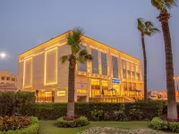 Helnan Mamoura Hotel & Events Center Hoteles cerca de Playa Mamoura
