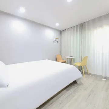Gangneung Jeongdongjin Lavender アワーグラス パーク周辺のホテル