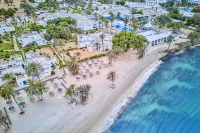 Hari Club Beach Resort